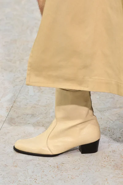 Look 90